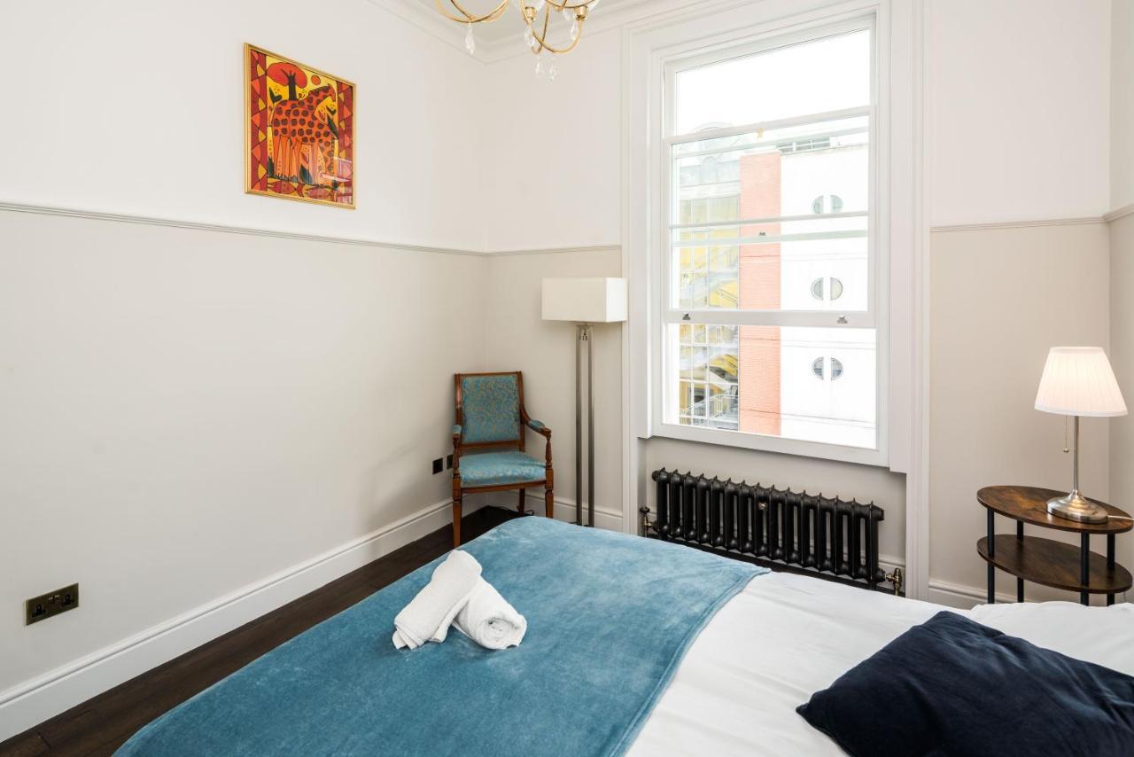 4 Bedroom House Up To 10 People At Heart Of Kensington And Chelsea لندن المظهر الخارجي الصورة