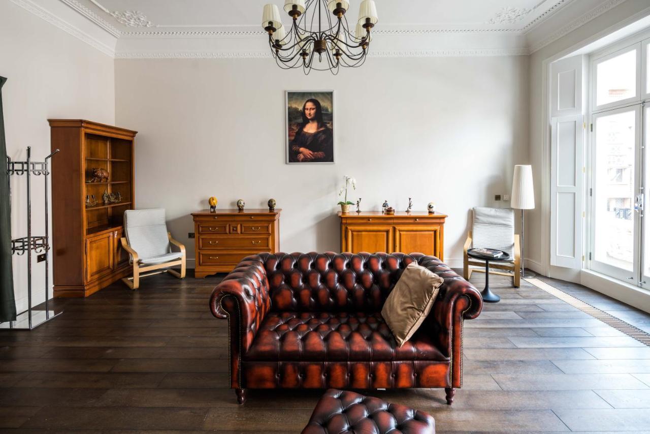 4 Bedroom House Up To 10 People At Heart Of Kensington And Chelsea لندن المظهر الخارجي الصورة