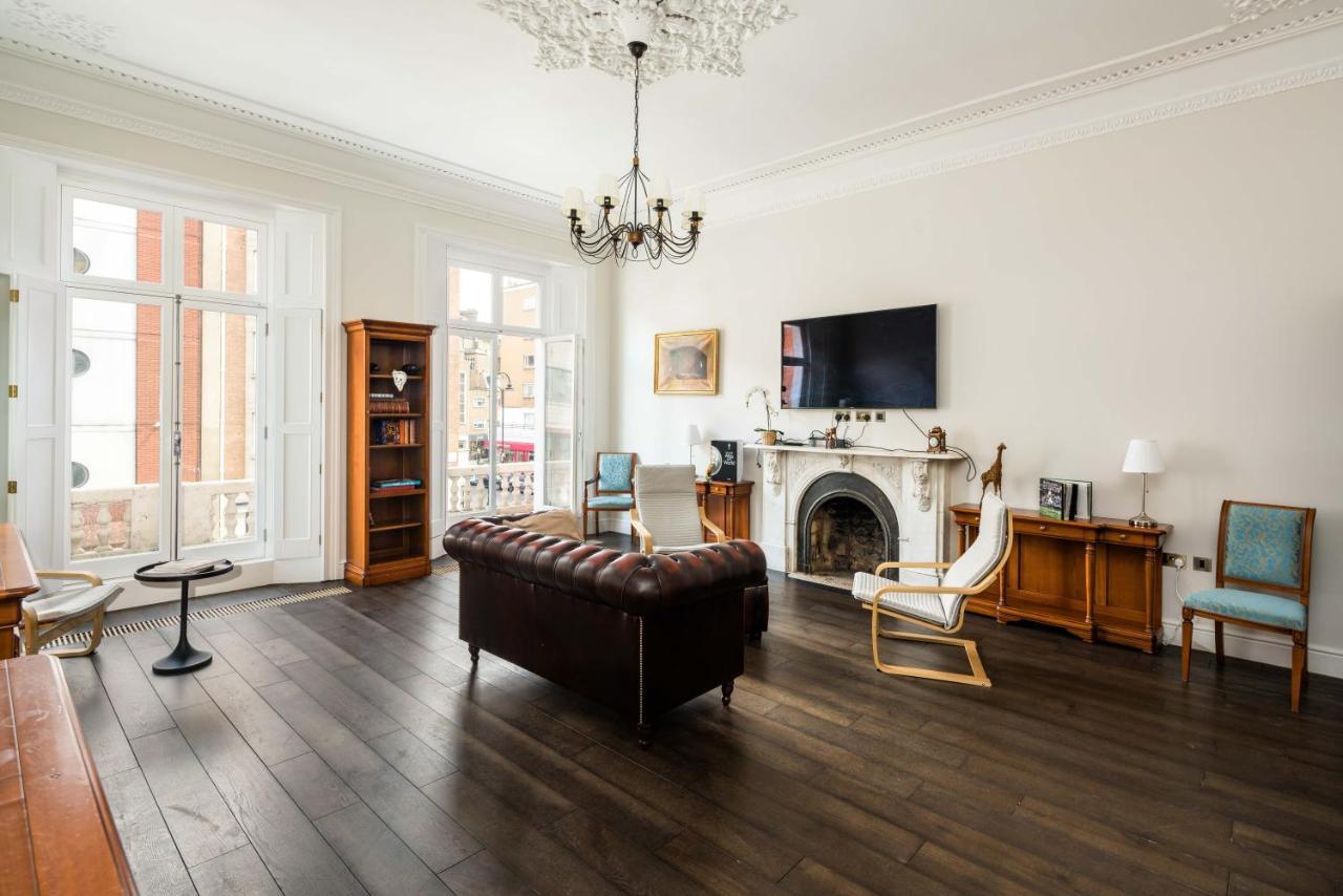 4 Bedroom House Up To 10 People At Heart Of Kensington And Chelsea لندن المظهر الخارجي الصورة