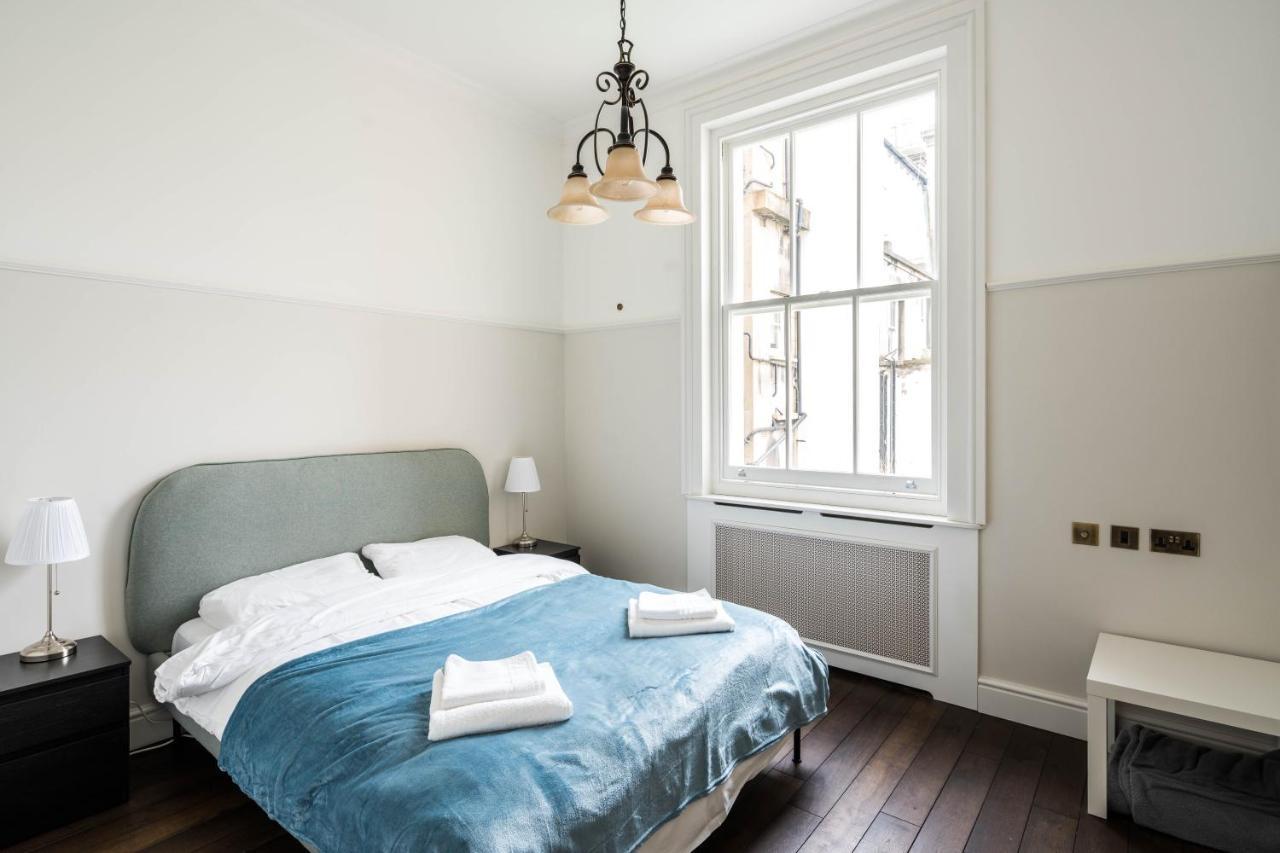 4 Bedroom House Up To 10 People At Heart Of Kensington And Chelsea لندن المظهر الخارجي الصورة